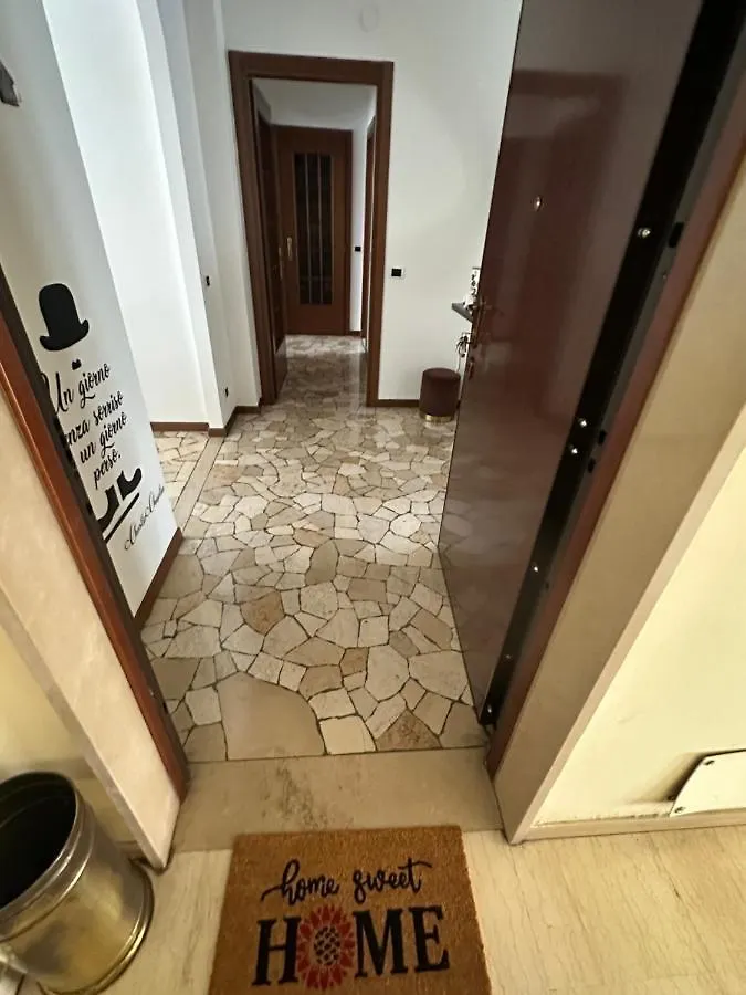 Orchidea Apartment Lecco